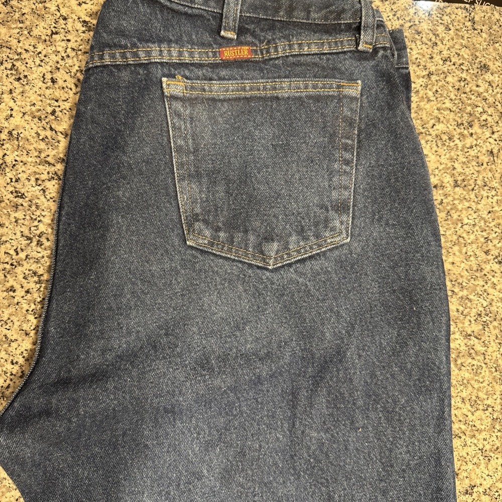 Rustler Men's 42x32 Cotton Boot Cut Denim Blue Jeans 87619PW